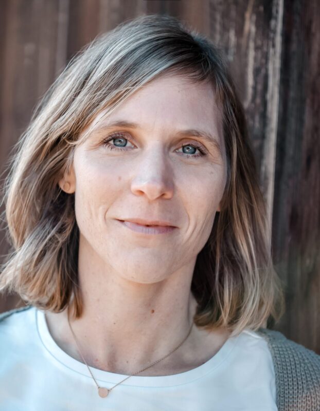 Trauerredner-Langen-buchen-Bettina-Gutmann-scaled