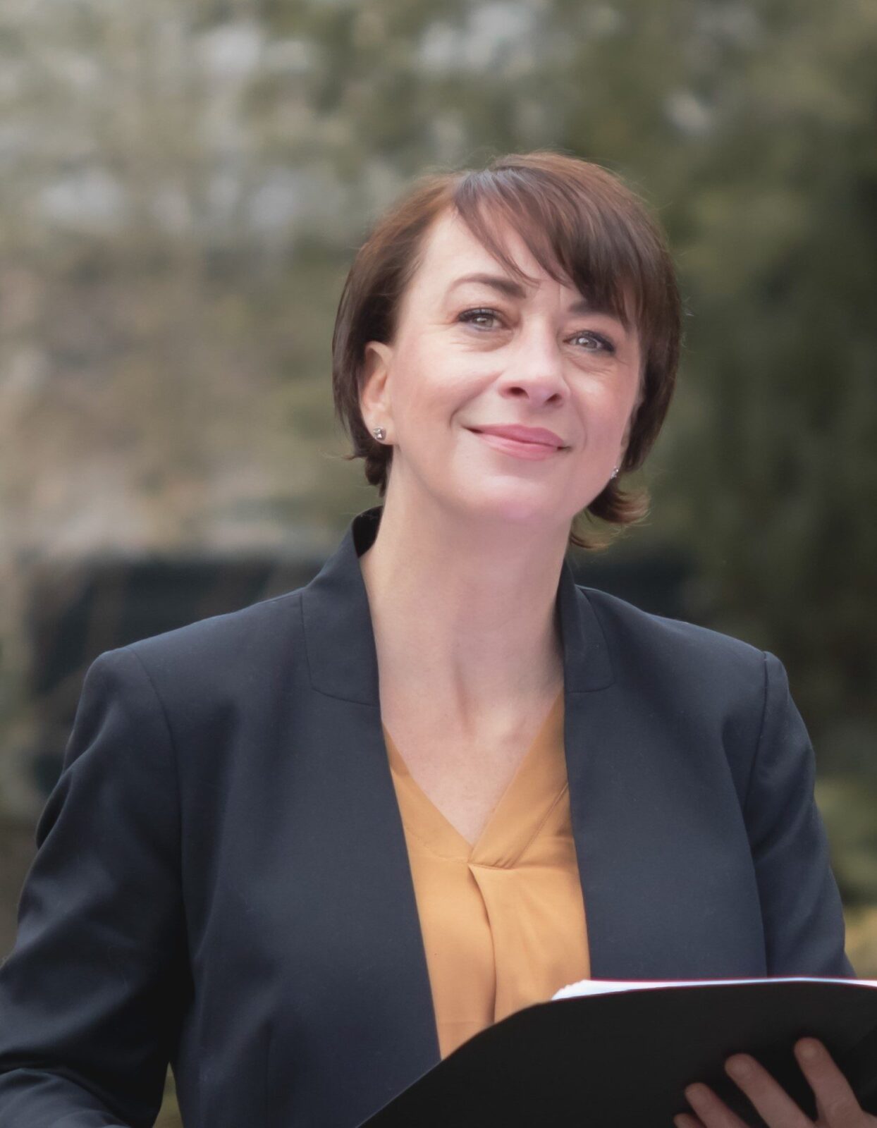 Trauerrednerin-Berlin-buchen-Christin-Rademacher