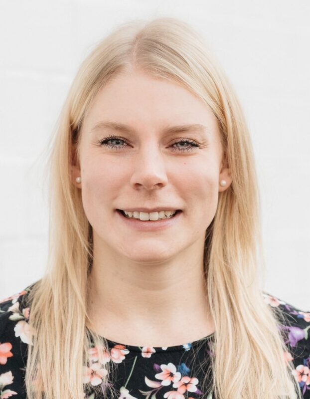 Trauerrednerin Julia Menn