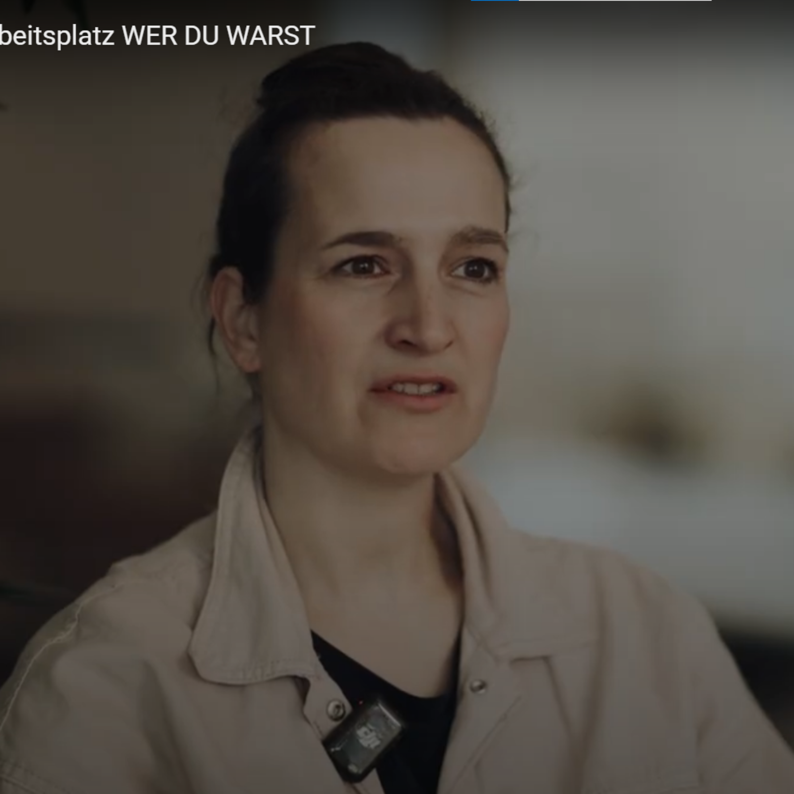 Cover des Videos für Trauer am Arbeitsplatz auf dem Carina Fritz als Betroffene und Gründerin von Wer Du Warst
